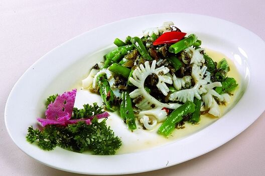 西山牛仔俱乐部桌餐