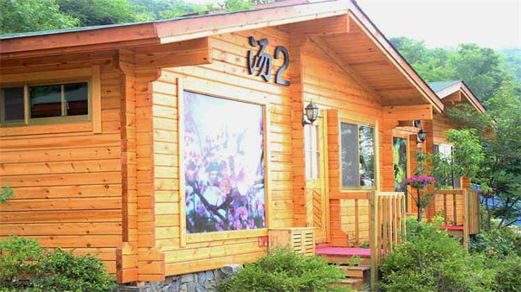 牛仔度假村汤屋