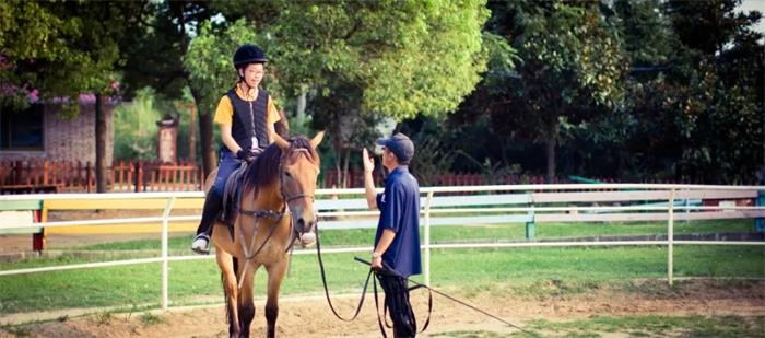 马术冬令营学习