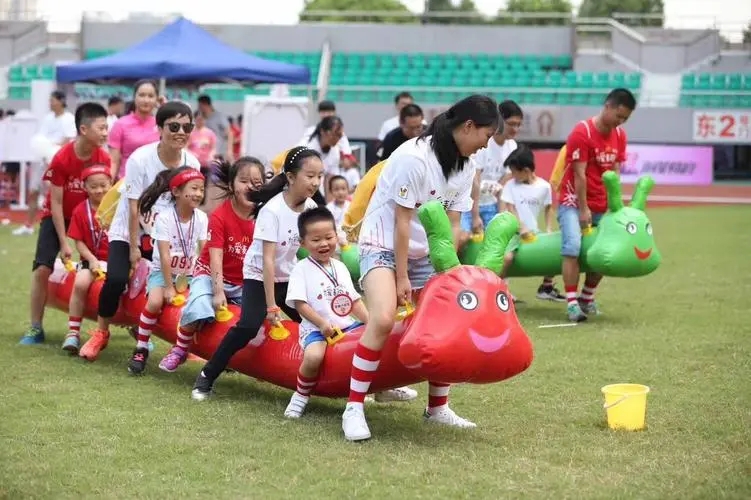 魔鬼训练营团建