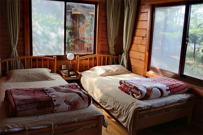 牛仔度假村5号木屋标间