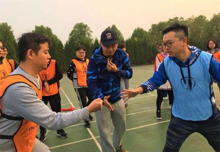 赢跑团建活动项目