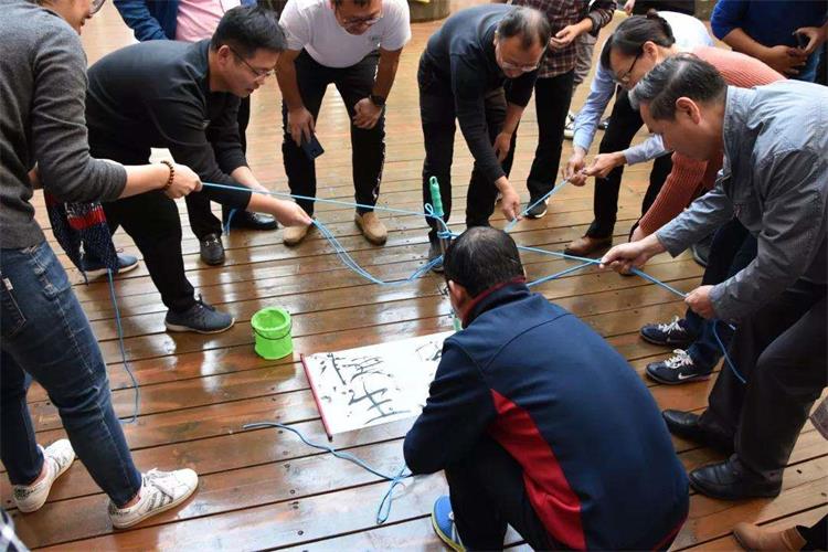 神笔马良团建拓展活动