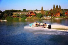 太湖西山岛，春天阳光明媚了