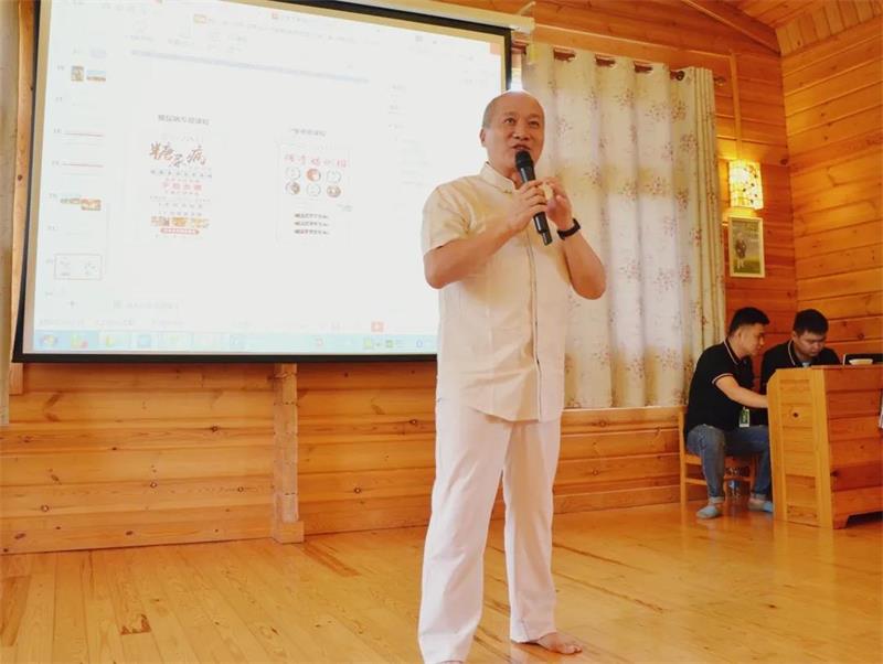 牛仔度假村庄主