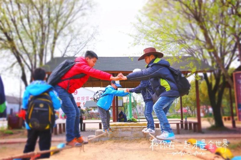 牛仔度假村游玩